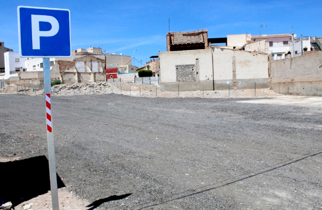 Ya est abierto el aparcamiento pblico disuasorio de La Yesera